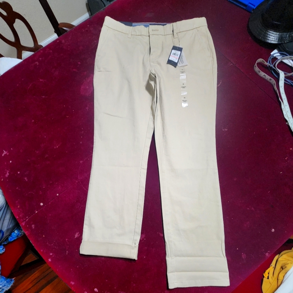 Tommy Hilfiger women's Hampton Heritage Stretch slim Chino Pants - Picture 2 of 16
